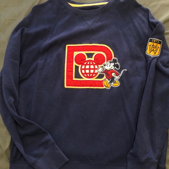 Disney sweatshirt  XL - Picture 1 of 1